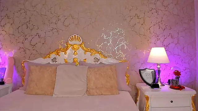 Snapshot of ScarlettWallace chatting on October 4, 2025, 5:47 pm ScarlettWallace online show from October 4, 2025, 5:47 pm