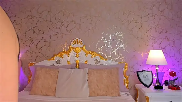 Snapshot of ScarlettWallace chatting on October 10, 2025, 5:58 pm ScarlettWallace online show from October 10, 2025, 5:58 pm