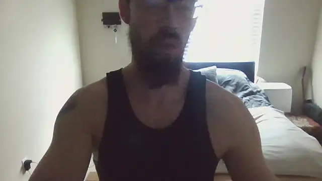 Johnnypro1OF online show from September 10, 2025, 5:12 pm
