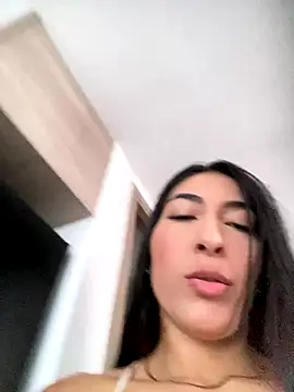 Snapshot of AshleyG_222 chatting on October 10, 2025, 5:36 pm AshleyG 222 online show from October 10, 2025, 5:36 pm