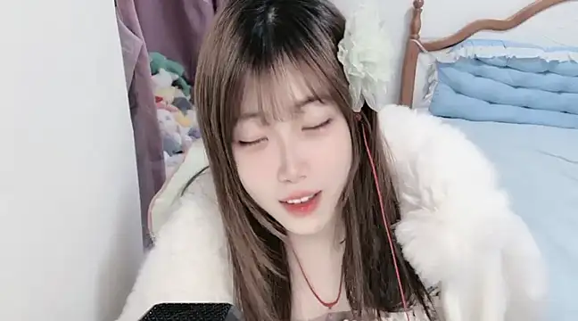 vivian-vv online show from March 17, 2025, 10:08 pm