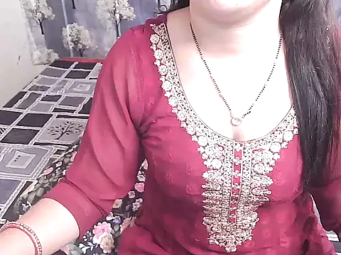 cutenimahi online show from March 12, 2025, 5:02 am