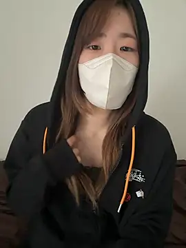 Snapshot of daiyo_kai_Gutara chatting on October 13, 2025, 1:07 am daiyo kai Gutara online show from October 13, 2025, 1:07 am