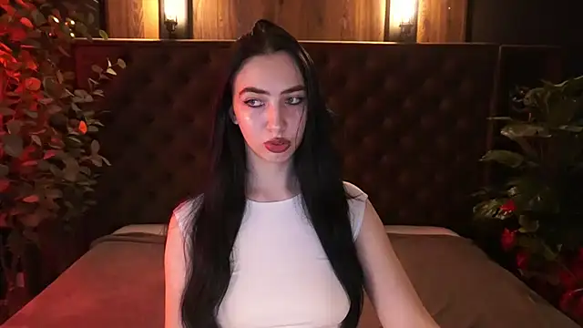 WildKittenX  online show from April 1, 2026, 5:42 am