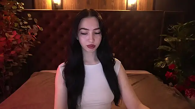 WildKittenX  online show from April 12, 2026, 5:44 am