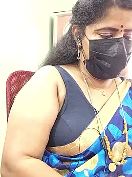 Snapshot of abinaya26 chatting on September 20, 2025, 6:29 am abinaya26 online show from September 20, 2025, 6:29 am