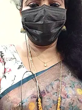 Snapshot of abinaya26 chatting on October 15, 2025, 8:33 am abinaya26 online show from October 15, 2025, 8:33 am