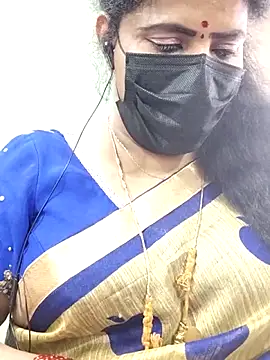 Snapshot of abinaya26 chatting on September 27, 2025, 7:14 am abinaya26 online show from September 27, 2025, 7:14 am