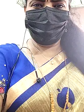 Snapshot of abinaya26 chatting on September 26, 2025, 7:04 am abinaya26 online show from September 26, 2025, 7:04 am