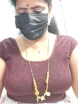 Snapshot of abinaya26 chatting on September 27, 2025, 7:20 pm abinaya26 online show from September 27, 2025, 7:20 pm