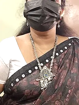 Snapshot of abinaya26 chatting on October 2, 2025, 7:23 am abinaya26 online show from October 2, 2025, 7:23 am