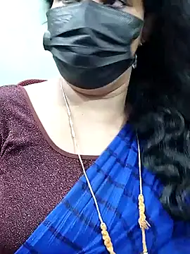 Snapshot of abinaya26 chatting on October 22, 2025, 8:19 pm abinaya26 online show from October 22, 2025, 8:19 pm