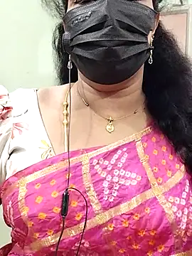 Snapshot of abinaya26 chatting on October 24, 2025, 6:45 am abinaya26 online show from October 24, 2025, 6:45 am