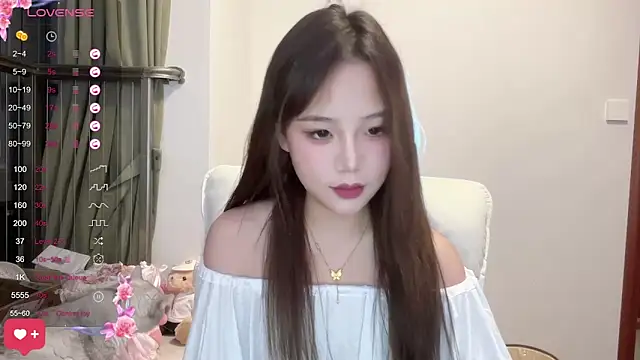 Yik-11 online show from October 23, 2025, 4:49 pm