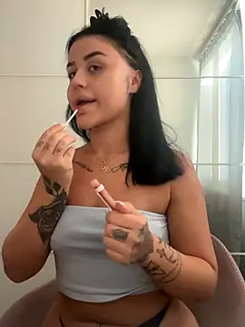 Snapshot of milabigassxoxo chatting on October 16, 2025, 1:08 pm milabigassxoxo online show from October 16, 2025, 1:08 pm