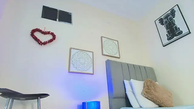 Snapshot of mary_cute9 chatting on February 27, 2026, 12:05 pm mary cute9 online show from February 27, 2026, 12:05 pm