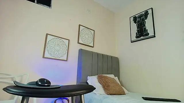 Snapshot of mary_cute9 chatting on February 11, 2026, 12:05 pm mary cute9 online show from February 11, 2026, 12:05 pm