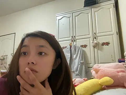 ladypaggy online show from February 27, 2025, 3:37 pm