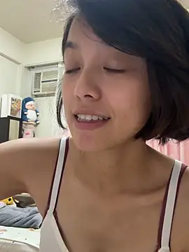 ladypaggy online show from June 10, 2026, 3:35 pm
