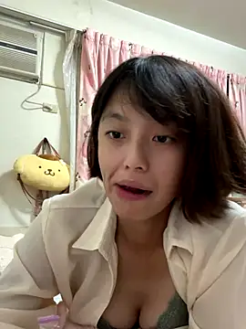 Snapshot of ladypaggy chatting on September 27, 2025, 3:18 pm ladypaggy online show from September 27, 2025, 3:18 pm