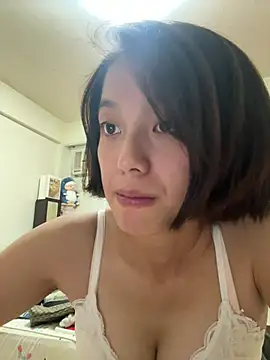 ladypaggy online show from July 7, 2026, 4:21 pm