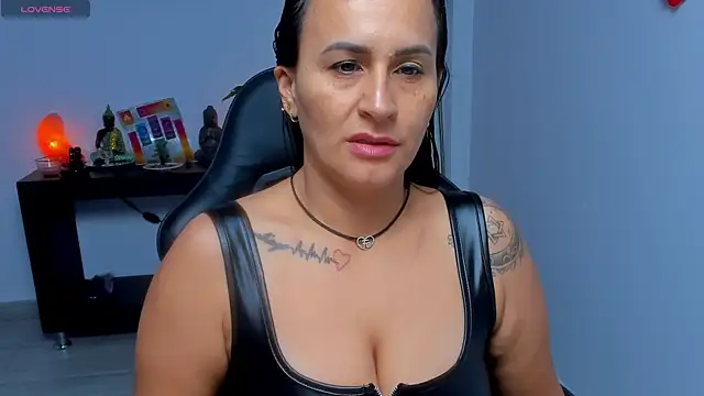 Sara Charmy online show from July 11, 2026, 10:59 am