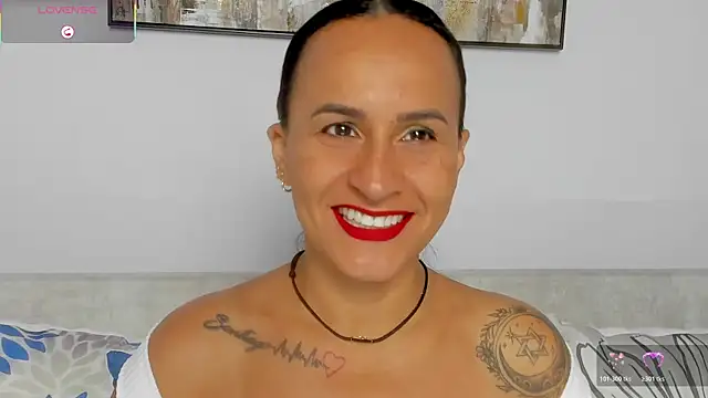 Sara Charmy online show from April 6, 2026, 11:44 am