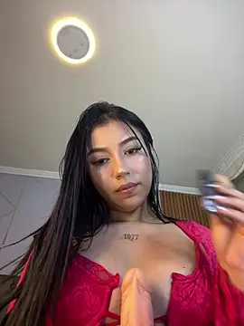 i sabella 25 online show from April 16, 2026, 5:52 am