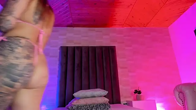 Snapshot of LIa_Bakeer chatting on October 16, 2025, 12:24 pm LIa Bakeer online show from October 16, 2025, 12:24 pm