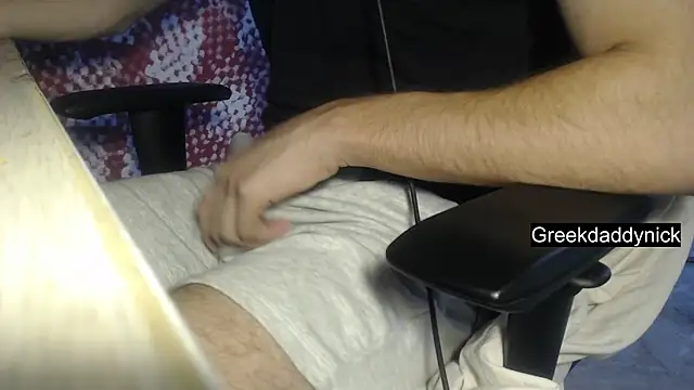 GreekDaddyNickOfficial online show from September 22, 2025, 7:36 am