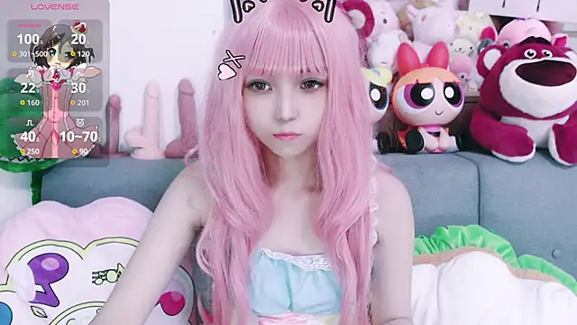 Snapshot of chenenna7 chatting on October 2, 2025, 1:36 pm chenenna7 online show from October 2, 2025, 1:36 pm