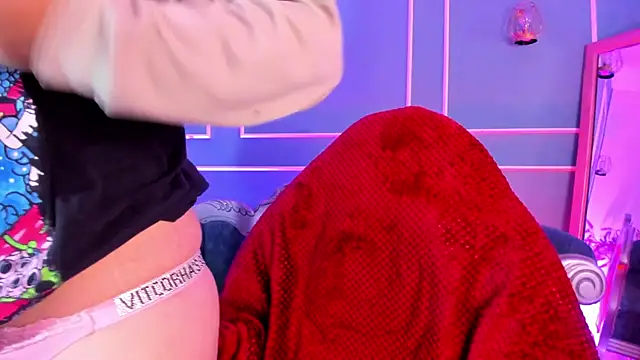 Snapshot of TaraTaylorr chatting on February 9, 2026, 3:26 am TaraTaylorr online show from February 9, 2026, 3:26 am