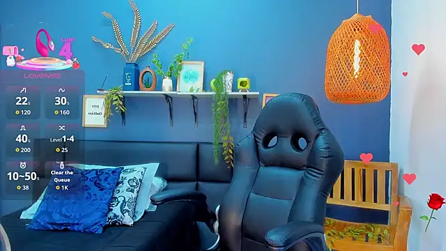 yessila parker online show from February 17, 2026, 10:12 am