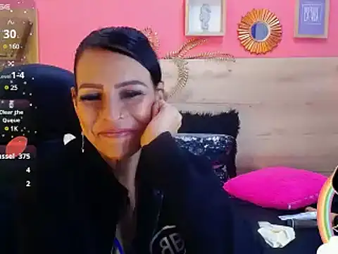 Snapshot of yessila_parker chatting on March 19, 2025, 8:45 am yessila parker online show from March 19, 2025, 8:45 am