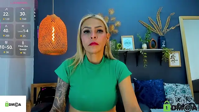 Snapshot of yessila_parker chatting on October 16, 2025, 1:47 am yessila parker online show from October 16, 2025, 1:47 am