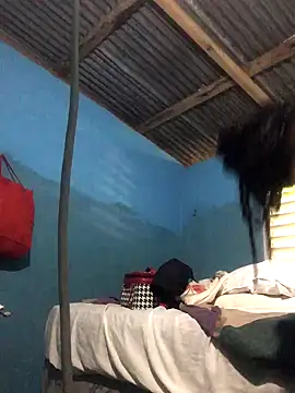 Snapshot of Ladyzee25 chatting on October 5, 2025, 1:13 pm Ladyzee25 online show from October 5, 2025, 1:13 pm