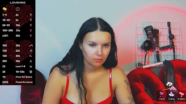 Miss Vic online show from October 8, 2025, 5:13 pm