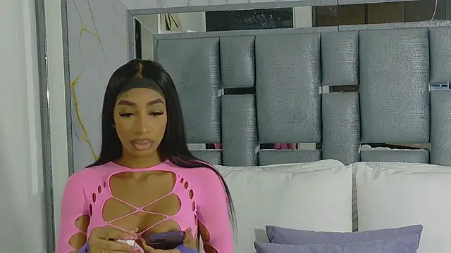 Angelesmith1 online show from November 20, 2025, 7:25 pm