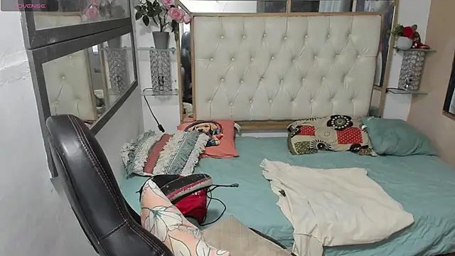 heiker  online show from September 21, 2025, 1:00 am