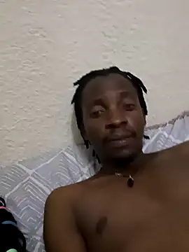 Snapshot of madedidooo chatting on March 7, 2025, 10:21 pm madedidooo online show from March 7, 2025, 10:21 pm