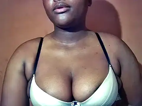 sexyhips2001 online show from February 11, 2026, 11:37 pm