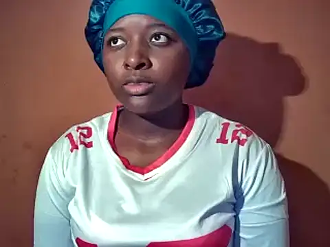 Snapshot of sexyhips2001 chatting on October 1, 2025, 6:34 pm sexyhips2001 online show from October 1, 2025, 6:34 pm