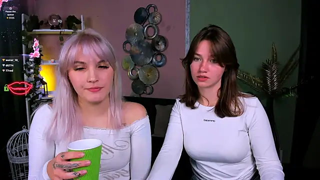 helli belli online show from October 18, 2025, 7:49 pm