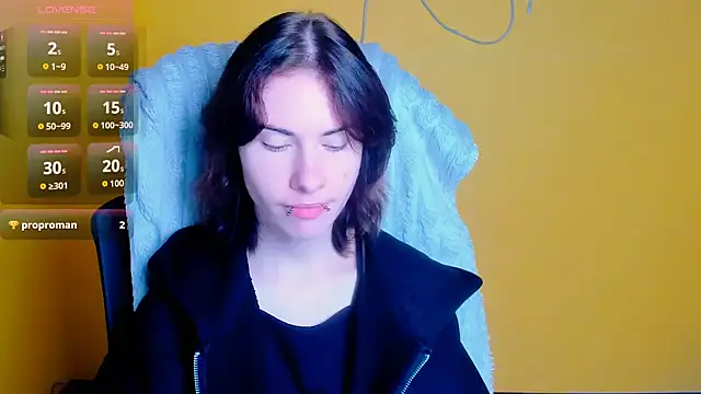 Fiona Night online show from July 10, 2026, 5:29 am
