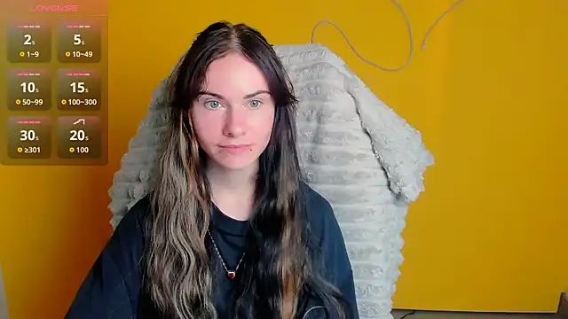 Fiona Night online show from June 19, 2026, 11:27 am