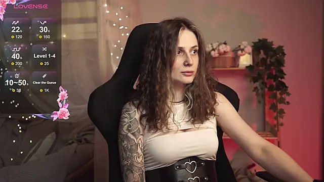 OliviaMcClean online show from September 29, 2025, 8:14 pm