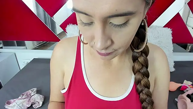 Snapshot of nicollewayne10 chatting on October 19, 2025, 5:59 pm nicollewayne10 online show from October 19, 2025, 5:59 pm