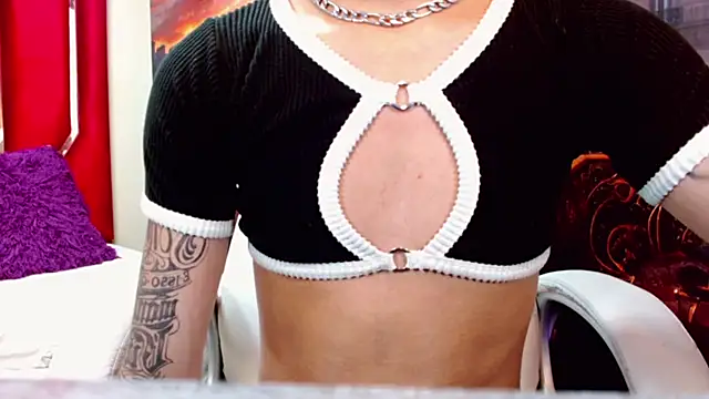 Snapshot of Gabi_Prince chatting on October 8, 2025, 7:47 pm Gabi Prince online show from October 8, 2025, 7:47 pm