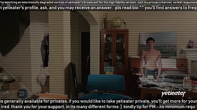 Snapshot of yetieater chatting on February 8, 2025, 12:17 am yetieater online show from February 8, 2025, 12:17 am