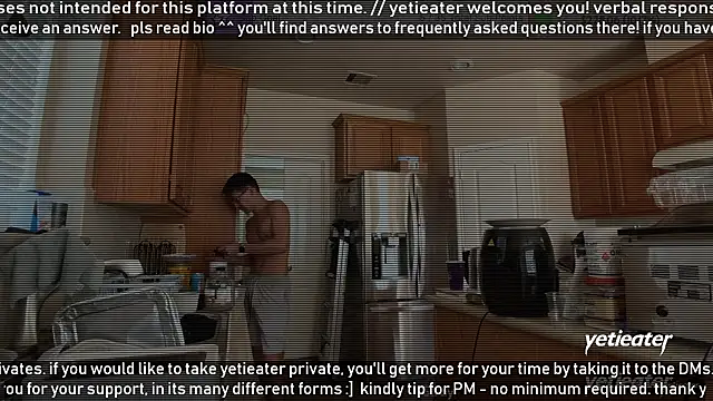 Snapshot of yetieater chatting on February 10, 2026, 6:40 pm yetieater online show from February 10, 2026, 6:40 pm